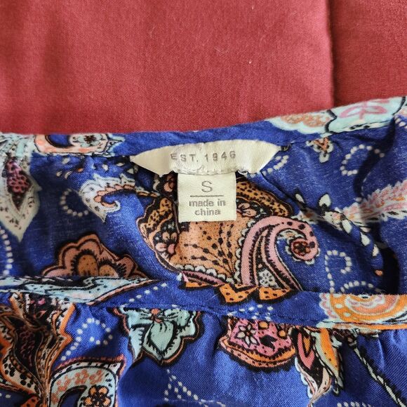 C Est 1946 Cato Womens Blue Floral Cold Shoulder Crochet Sleeve Blouse Small - Picture 3 of 9